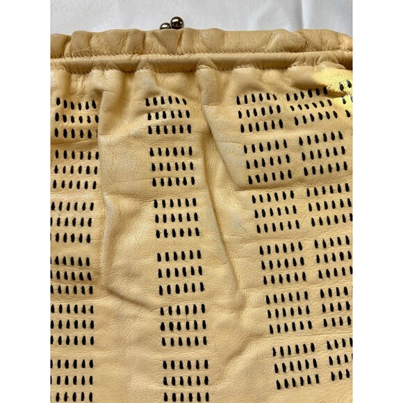 MIU MIU Prada 1999 Vintage Y2K Beige Leather Shoulder Bag w/Kiss Lock Closure - Picture 8 of 12